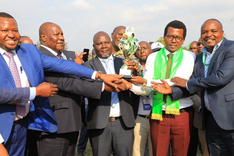 GTAP MCA - Mutha Ward receive award with Kitui county governor